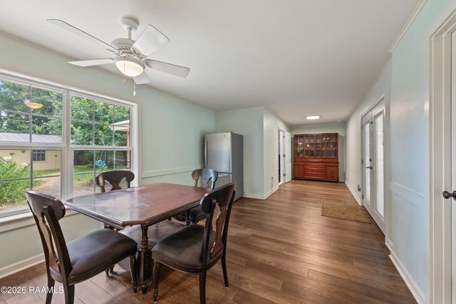 140 Orangewood Drive, Lafayette, LA 70503