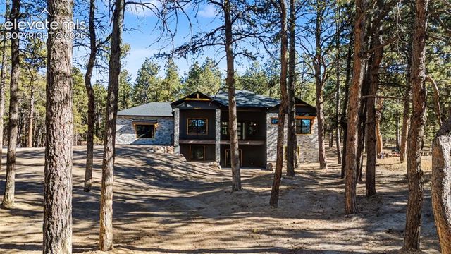 18165 Woodhaven Drive, Colorado Springs, CO 80908