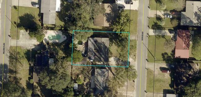 52 NW Cape Drive, Fort Walton Beach, FL 32548