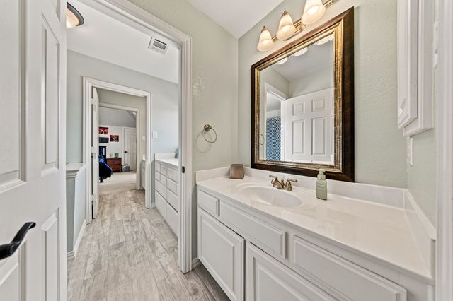 10624 Star Meadow Drive, Frisco, TX 75033
