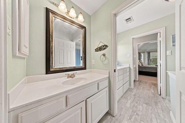 10624 Star Meadow Drive, Frisco, TX 75033