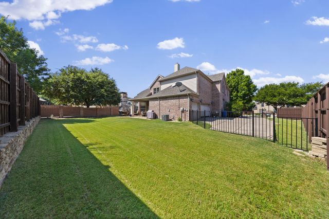 10624 Star Meadow Drive, Frisco, TX 75033