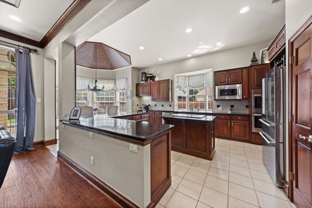 10624 Star Meadow Drive, Frisco, TX 75033