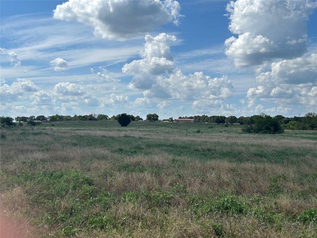 1479 Redbird Lane, Bowie, TX 76230