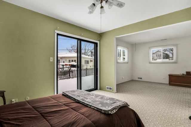 518 Elder Lane, Glenview, IL 60025