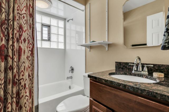 518 Elder Lane, Glenview, IL 60025