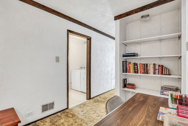 518 Elder Lane, Glenview, IL 60025