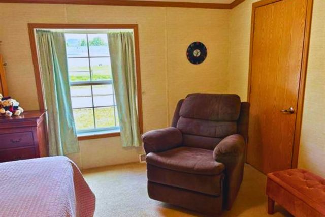 11 Page Street, Plymouth, NH 03264