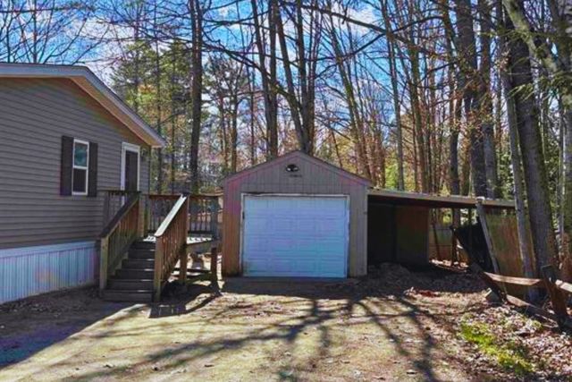 11 Page Street, Plymouth, NH 03264