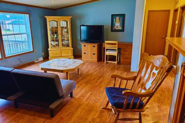 11 Page Street, Plymouth, NH 03264