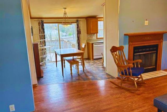 11 Page Street, Plymouth, NH 03264