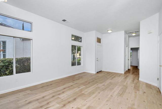 276 Black Amber Way, Brentwood, CA 94513