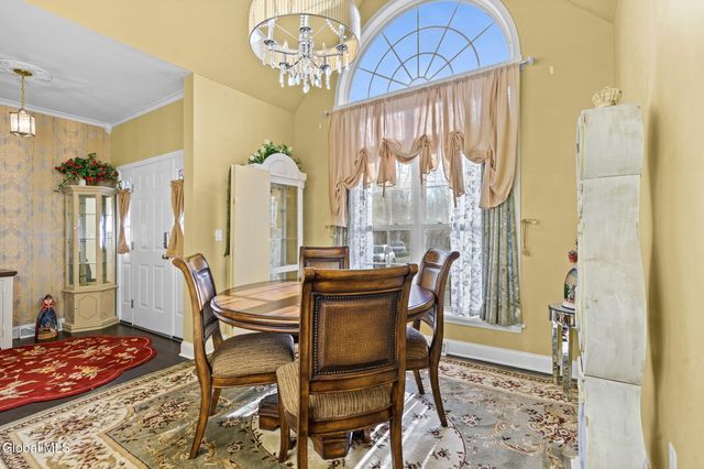 1000 Kings Road, Schenectady, NY 12303