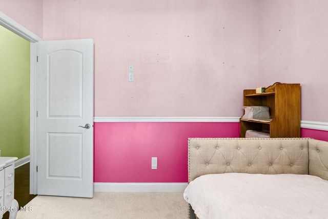 1000 Kings Road, Schenectady, NY 12303