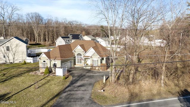 1000 Kings Road, Schenectady, NY 12303