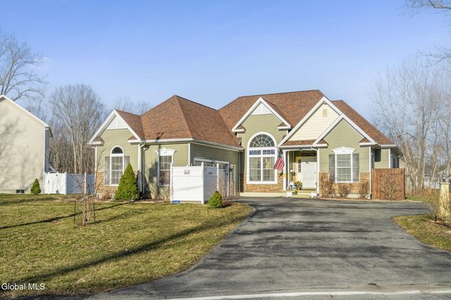 1000 Kings Road, Schenectady, NY 12303