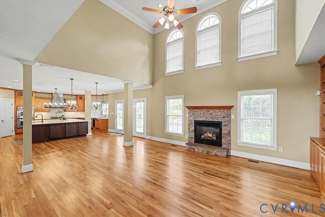 5905 Covington Hills Ln, Glen Allen, VA 23059