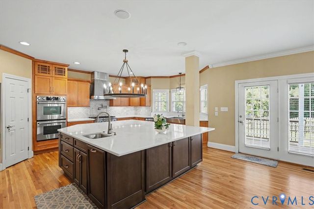 5905 Covington Hills Ln, Glen Allen, VA 23059