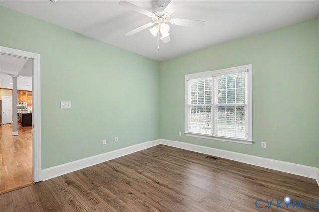 5905 Covington Hills Ln, Glen Allen, VA 23059