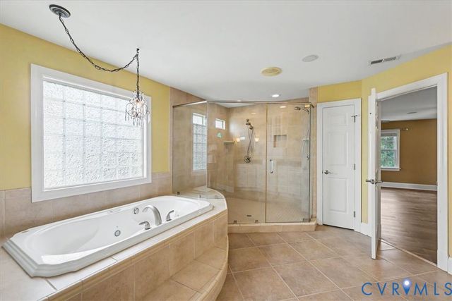 5905 Covington Hills Ln, Glen Allen, VA 23059