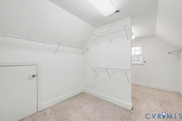 5905 Covington Hills Ln, Glen Allen, VA 23059
