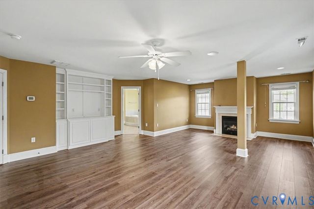 5905 Covington Hills Ln, Glen Allen, VA 23059