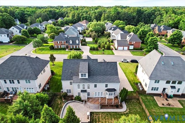 5905 Covington Hills Ln, Glen Allen, VA 23059