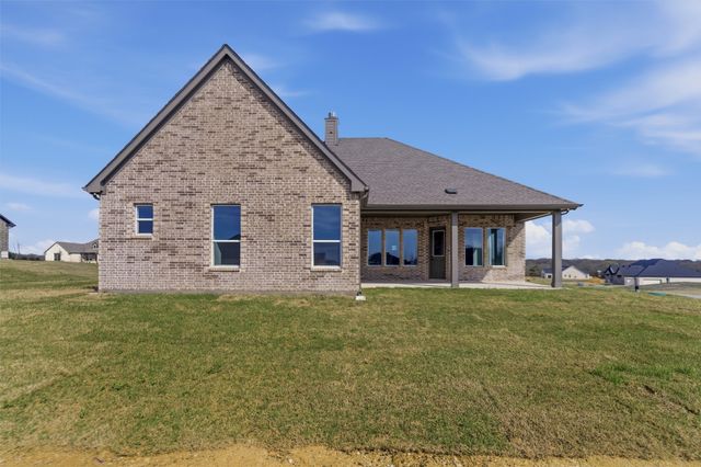 814 Valley Ridge Road, Van Alstyne, TX 75495