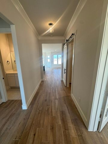 814 Valley Ridge Road, Van Alstyne, TX 75495