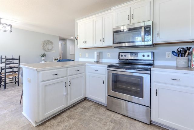 405 Parkway Avenue, Morrilton, AR 72110