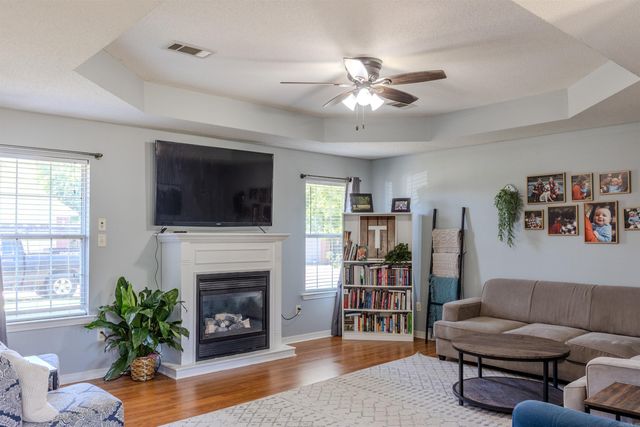 405 Parkway Avenue, Morrilton, AR 72110