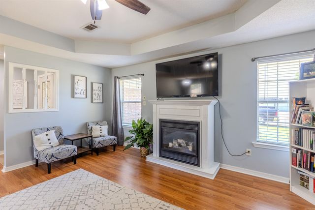 405 Parkway Avenue, Morrilton, AR 72110