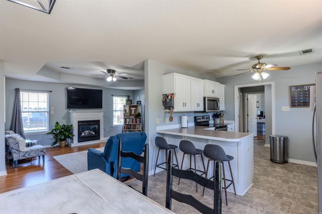 405 Parkway Avenue, Morrilton, AR 72110