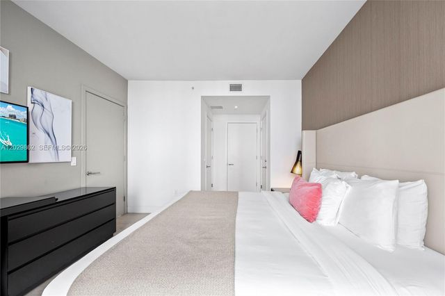 4010 S Ocean Drive R2307, Hollywood, FL 33019