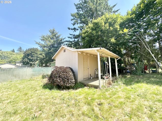 16720 Se CLINTON St, Portland, OR 97236
