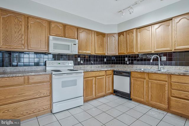 2646 QUIET WATER CV, Annapolis, MD 21401