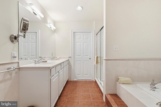 16 JEFFERSON CROSSING, East Norriton, PA 19401