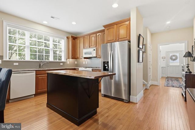 16 JEFFERSON CROSSING, East Norriton, PA 19401