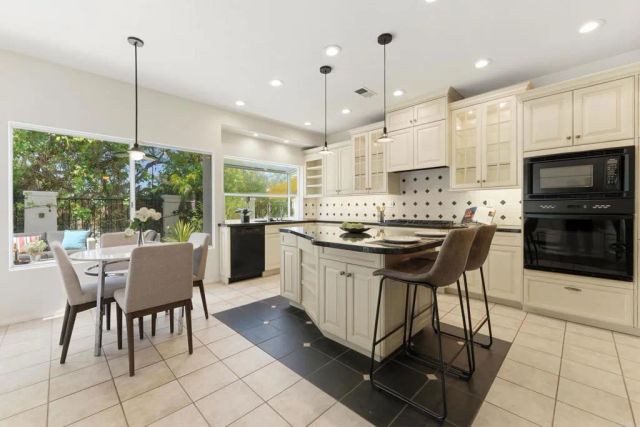 12634 Intermezzo Way, San Diego, CA 92130