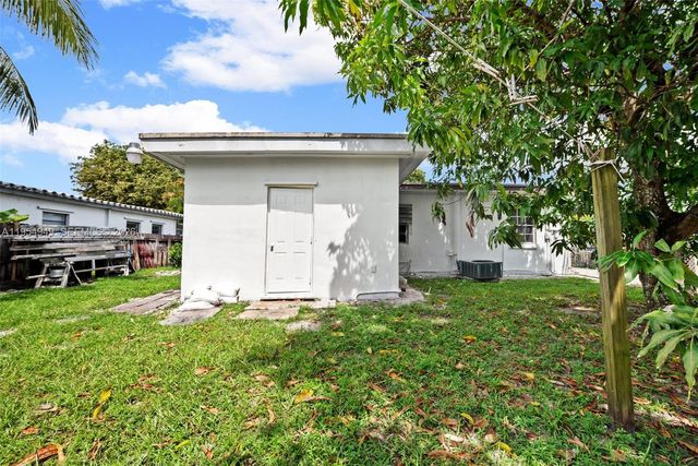 2661 SW 12th Ter, Fort Lauderdale, FL 33315
