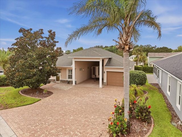 396 CRUISERS DRIVE, Polk City, FL 33868