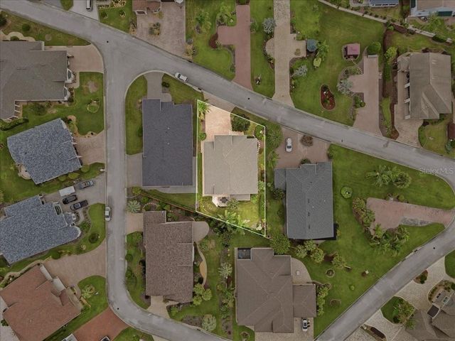 396 CRUISERS DRIVE, Polk City, FL 33868