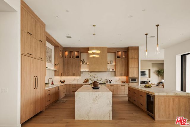 38 Dapplegray Road, Bell Canyon, CA 91307