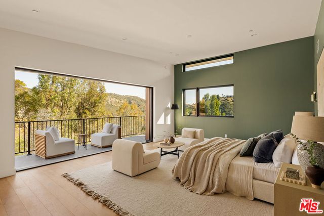 38 Dapplegray Road, Bell Canyon, CA 91307