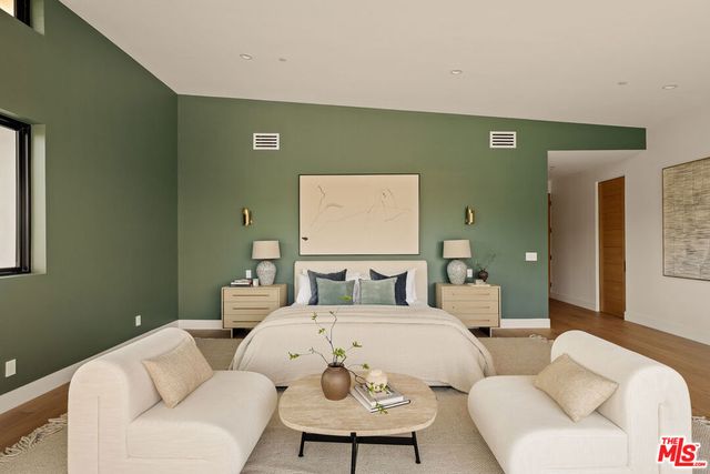 38 Dapplegray Road, Bell Canyon, CA 91307