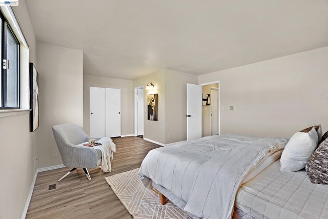 23070 Glenn Ellen, Hayward, CA 94541