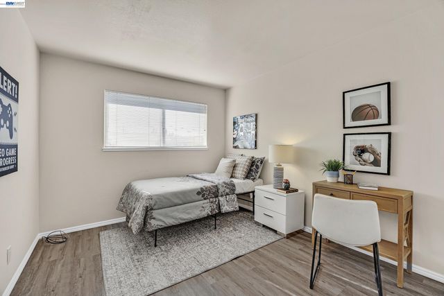 23070 Glenn Ellen, Hayward, CA 94541