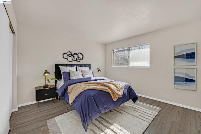23070 Glenn Ellen, Hayward, CA 94541
