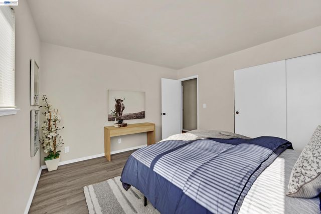 23070 Glenn Ellen, Hayward, CA 94541