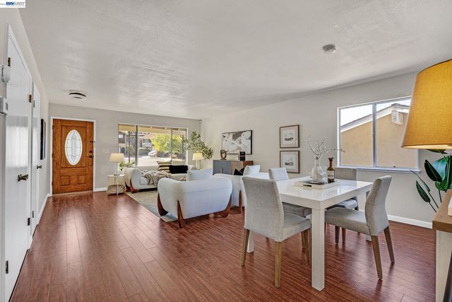 23070 Glenn Ellen, Hayward, CA 94541